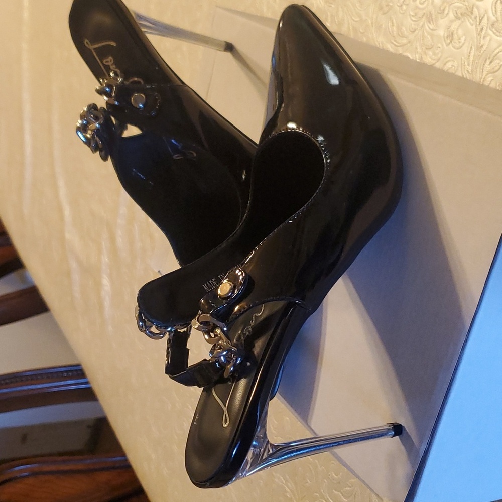 Brand new Black heel shoes super elegant and very light ✨️